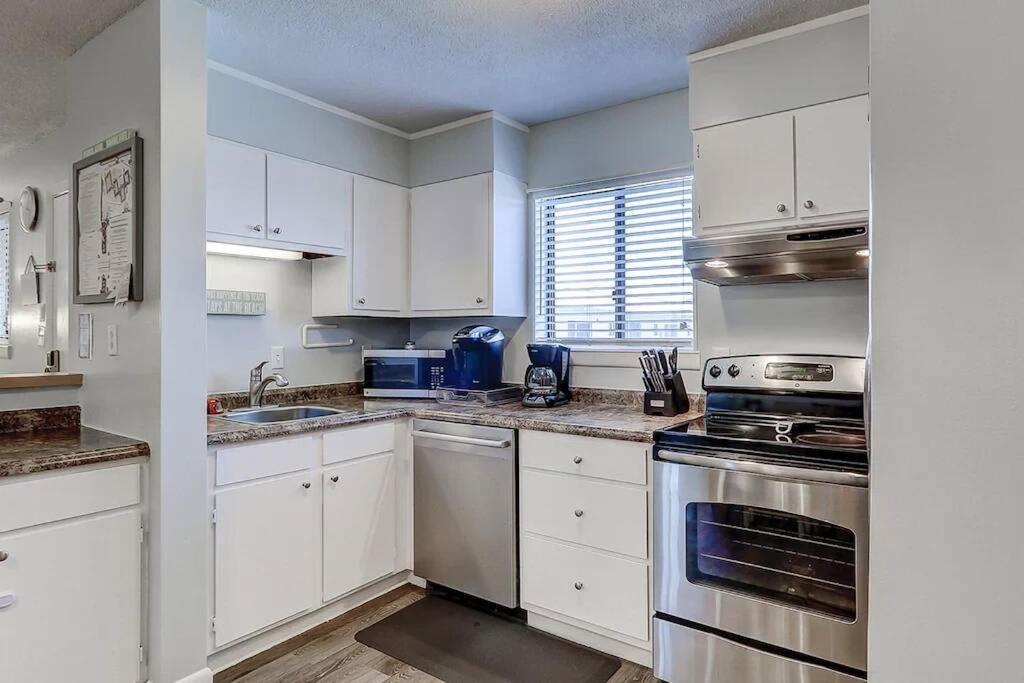 Resort Breeze- 2 Bedroom Pools, Hot Tub, Tennis, Beach Île de Hilton-Head Extérieur photo